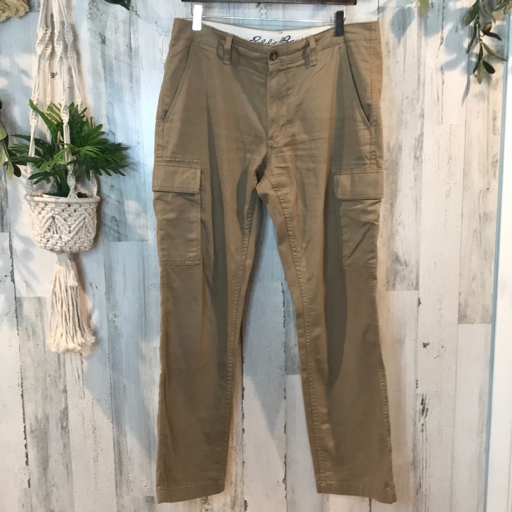 Eddie Bauer Classic Fit Cargo Pant